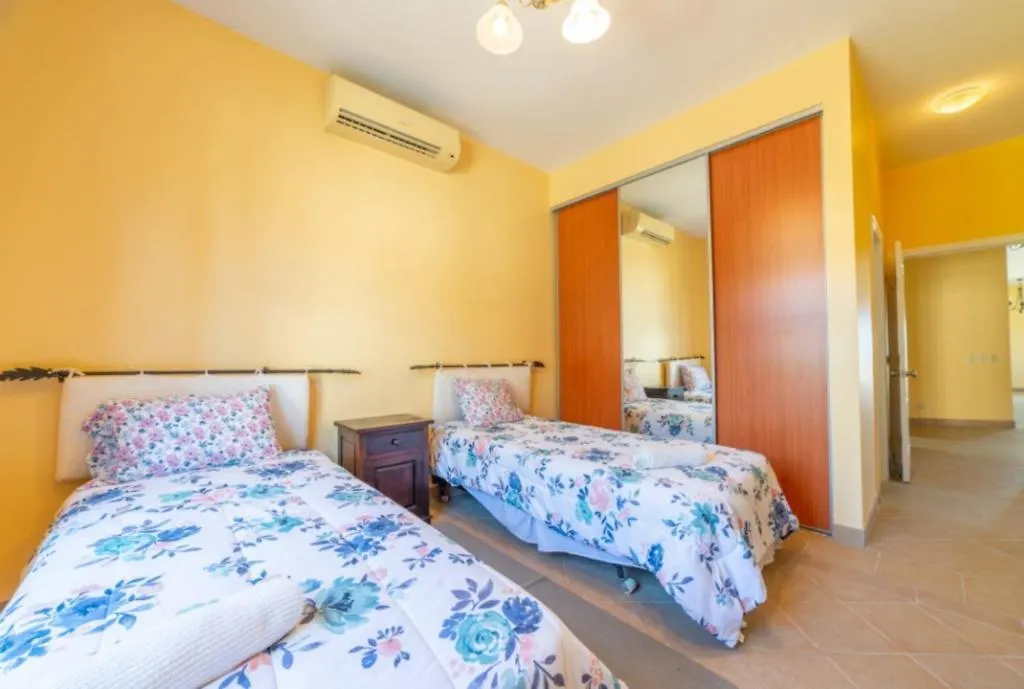 Serene Villa At Tierra Del Sol Aruba Palm Beach